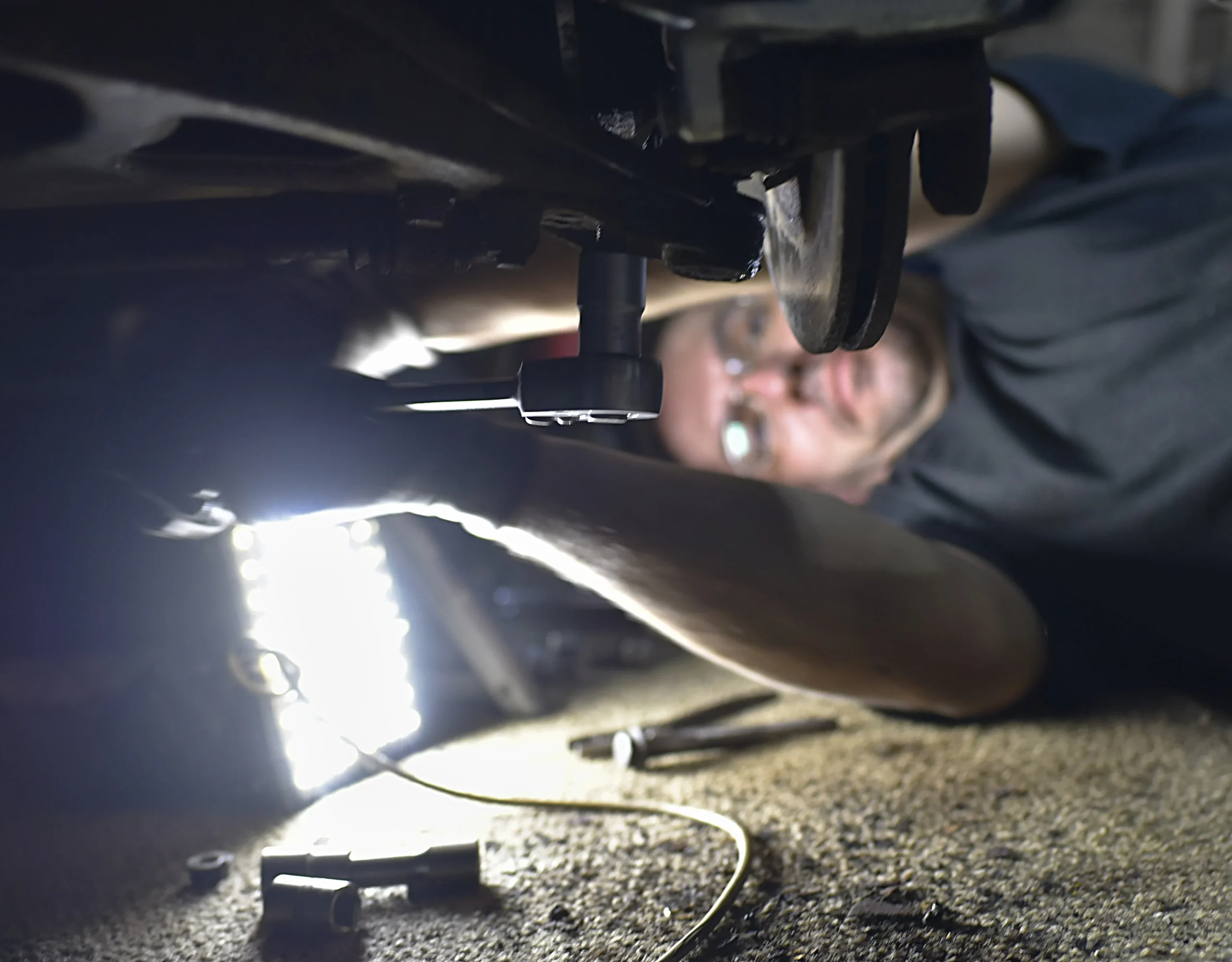 Lámparas portátiles de trabajo para talleres, bricolaje, obras… Seguridad y prevención.