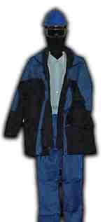 Los guantes aislantes son uno de los elementos de seguridad que se debe utilizar cuando la lámpara portátil funciona a mas de 24V.